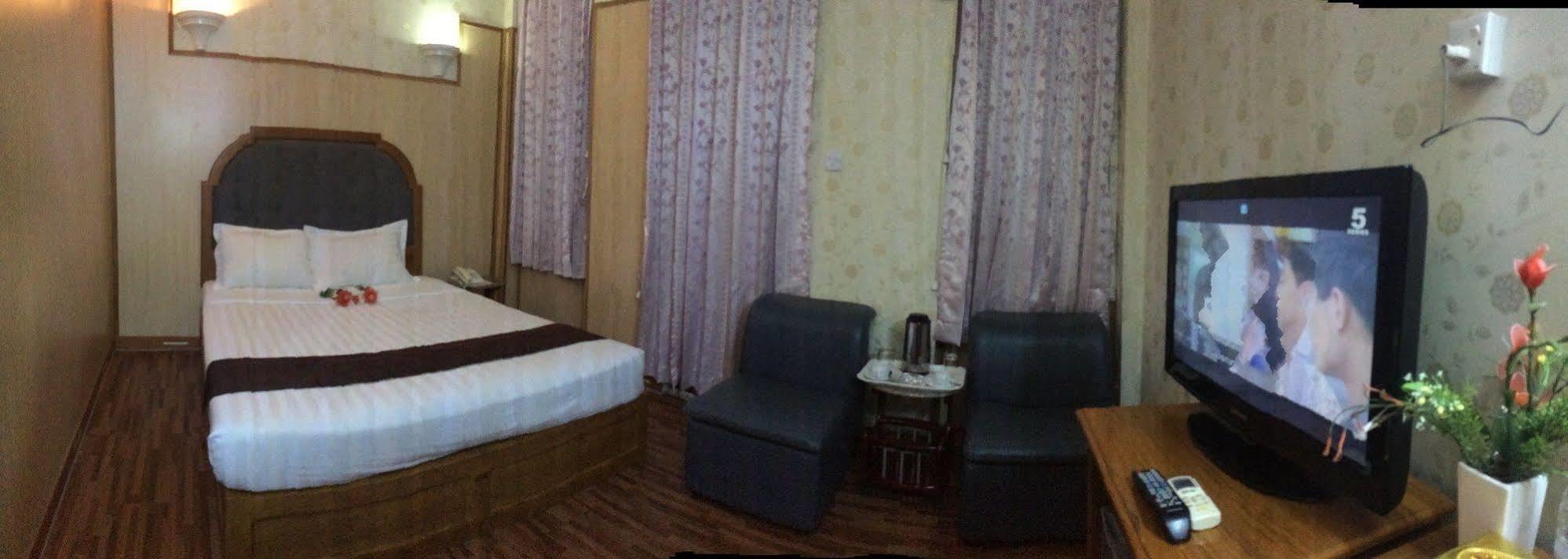 Hotel Glory Yangon Exterior photo